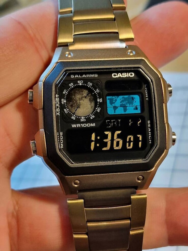(Image source: CustomWatchesWorld on Etsy)