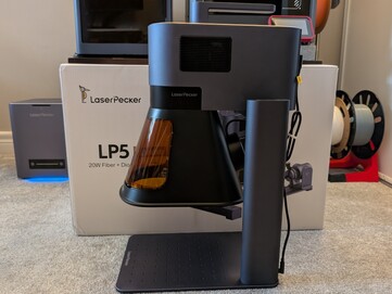 LP5 standard configuration side view.