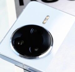 The Redmi K80 Ultra is expected to look like the other K80 series phones. (Image Source: Jack Yee)