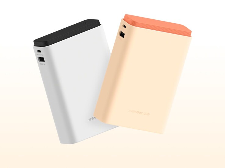 The Oppo SuperVOOC 120W Super Flash Charge Power Bank