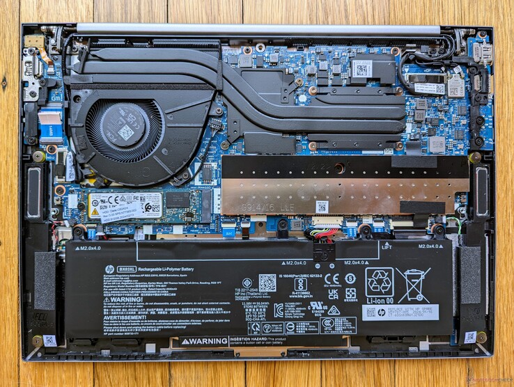 ZBook Firefly 14 G11. Battery capacity is slightly larger than before