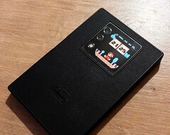 The Unihertz Titan 2’s secondary display becomes much more versatile with Pebblehertz.