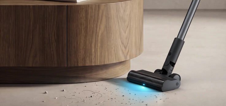 The integrated angled light helps reveal hidden dust and debris