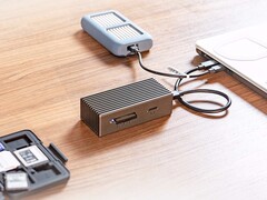 Fast card reader now crowdfunding. (Image source: MagicLink)