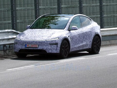 The 2026 Tesla Model Y Performance trim at the Nürburgring racetrack. (Image source: CarSpy/YT)