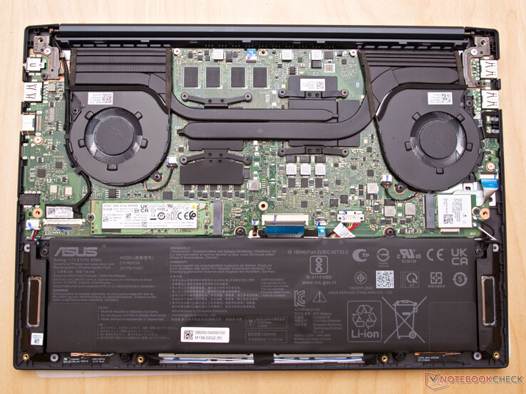The interior of the VivoBook Pro 14