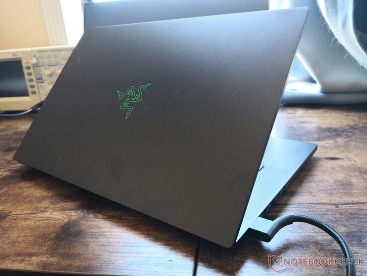 Razer Blade 15 Gaming Laptop: NVIDIA GeForce RTX 3080 Ti - 12th Gen Intel  14-Core i7 CPU - 15.6” QHD 240Hz - 32GB DDR5 RAM, 1TB PCIe SSD - Windows 11