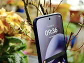 The Motorola Moto G67 has one highlight in particular: the AMOLED display.