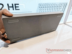 Keychron K2 HE Concrete bottom. (Image source: Notebookcheck/Stephen Pereyra)
