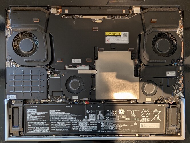 The new Lenovo Legion 9i's internals (image source: Notebookcheck)