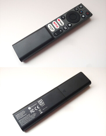 The TCL C1 infrared remote control has a simple layout with non-illuminated buttons. (Image source: Notebookcheck)