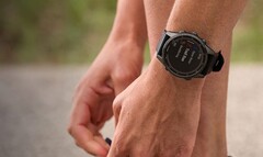 The Fenix 7 has received its first update in a while. (Image source: Garmin)