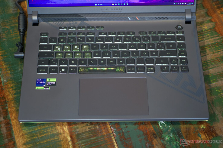 Clickpad and RGB illuminated keyboard