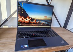 The Intel version of the Lenovo ThinkPad T16 Gen 1 is now on sale for just $487 (Image source: Allen Ngo)