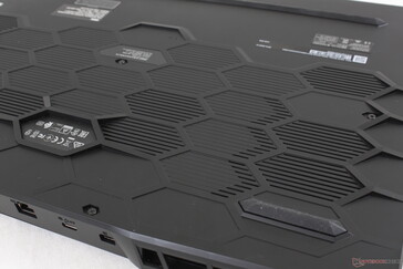Honeycomb ventilation design along the bottom plate much like on the latest Alienware laptops