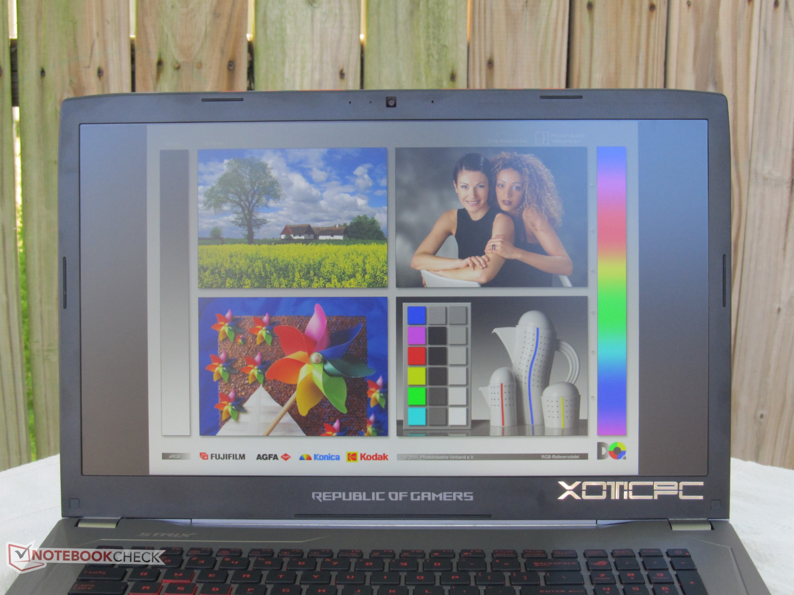 Asus Strix GL702VS (7700HQ, FHD, GTX 1070) Xotic PC Edition Notebook