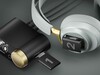 Arctis Nova Elite hot-swap battery system. (Image source: SteelSeries)