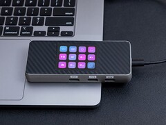 The KiknaBox is a docking station with display and macros (Image source: manufacturer)