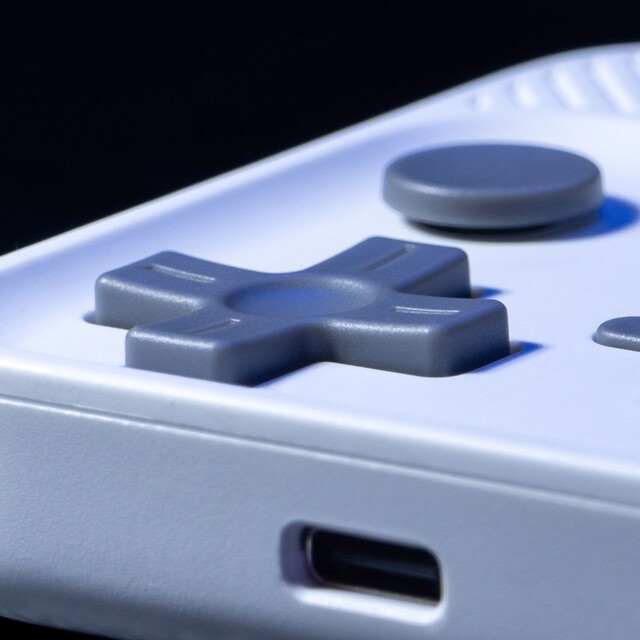 The buttons on the Abxylute M4 controller with an old-school controller feel. (Image source: Donald Zhang, CEO, Abxylute)