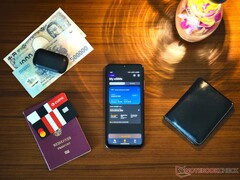 Travel necessity: a modern eSIM in your smartphone. We tested a special solution from Yesim. (Image source: Alexander Fagot, Notebookcheck)