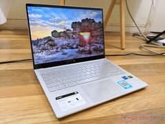 HP Envy 14 Core i5-1135G7 runs at faster clock rates than most Core i7-1165G7 laptops