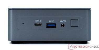 Front: USB4, USB 3.2 Gen 2, Power on