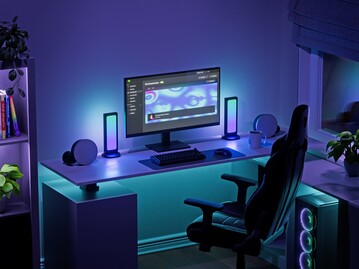Nanoleaf Pegboard Desk Dock lamp side (Image source: Nanoleaf PR)