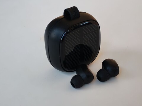 $10 solar headphones reviewed: Are the Solix SL-510 worth it?