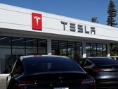 A Tesla service center. The company is using AI to improve its customer service (Image source: Justin Sullivan/Getty Images)