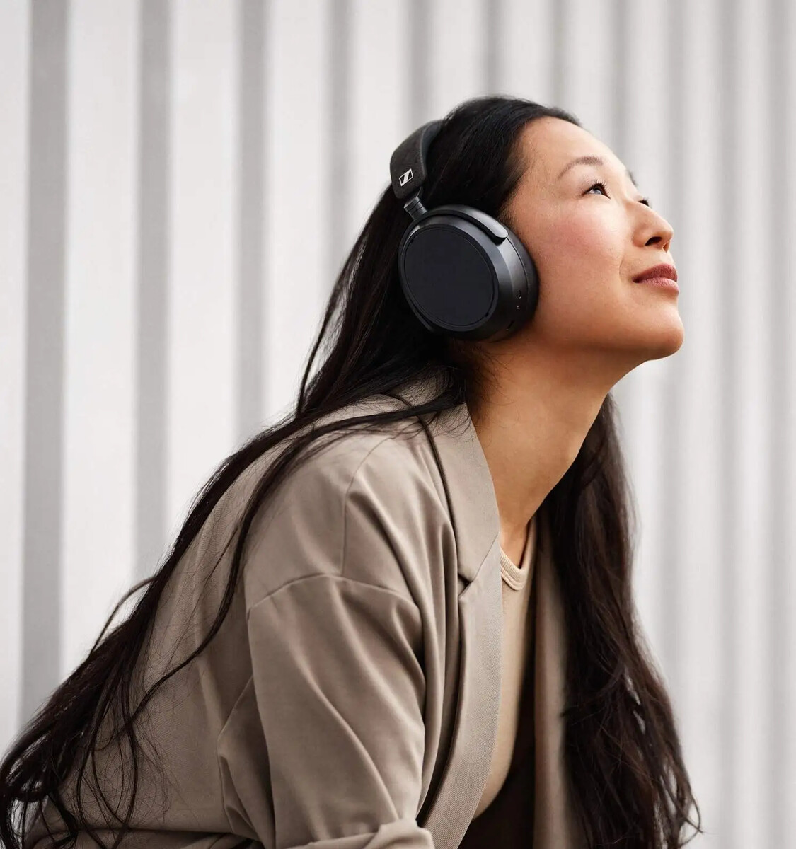 Sennheiser Momentum 4 Wireless launches for US$349.95 with up to 60 ...