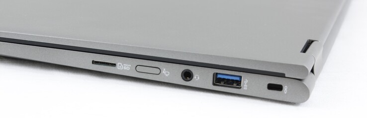 Right: MicroSD reader, 3.5 mm speakers, USB 3.0 Type-A, Kensington Lock