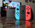 Firmware version 19.0.0 appears to be causing technical problems such as reduced battery life and overheating for some Switch users. (Image source: Pixabay / joatseu)