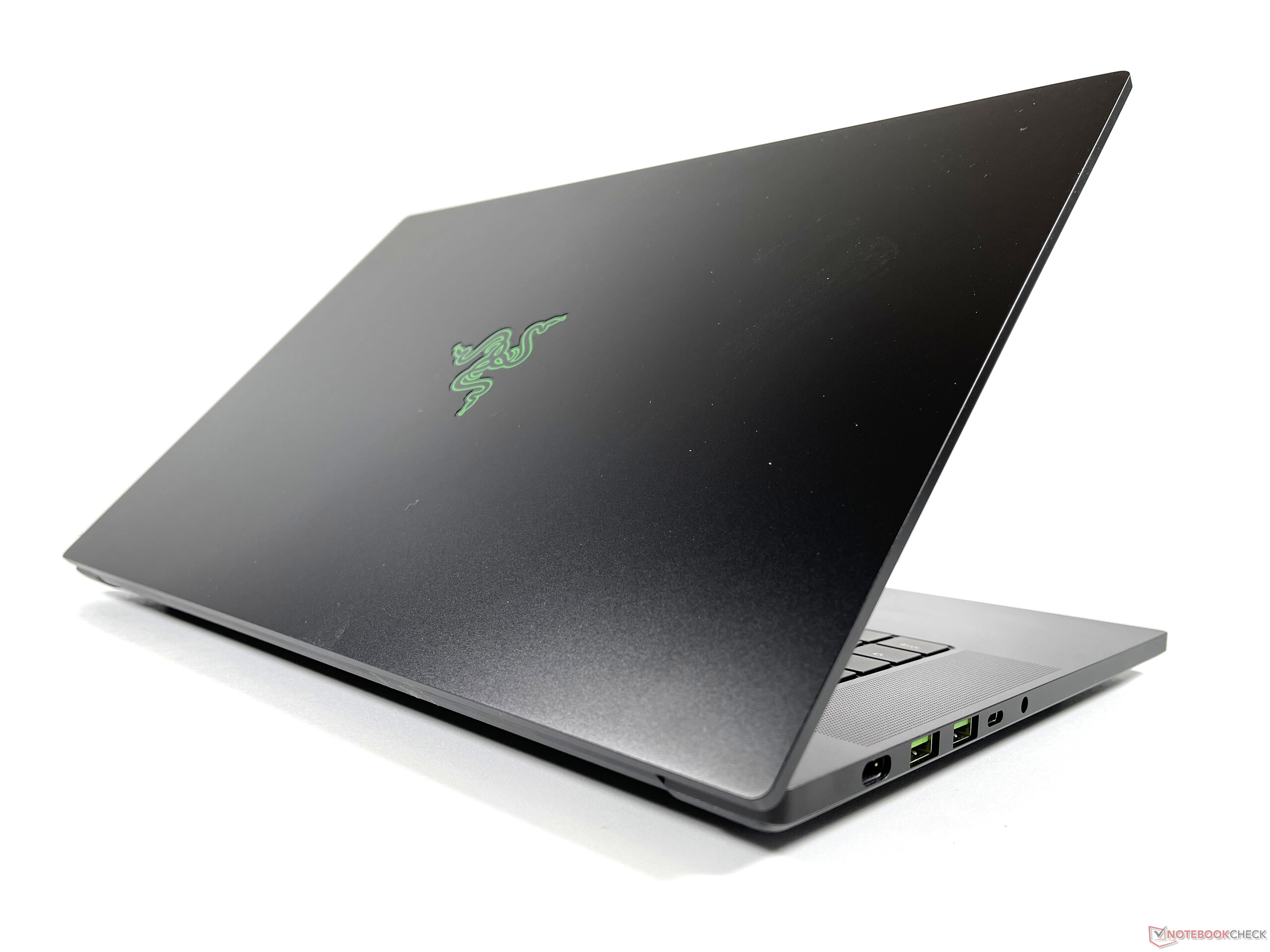 Razer Blade 15 2022 -  External Reviews