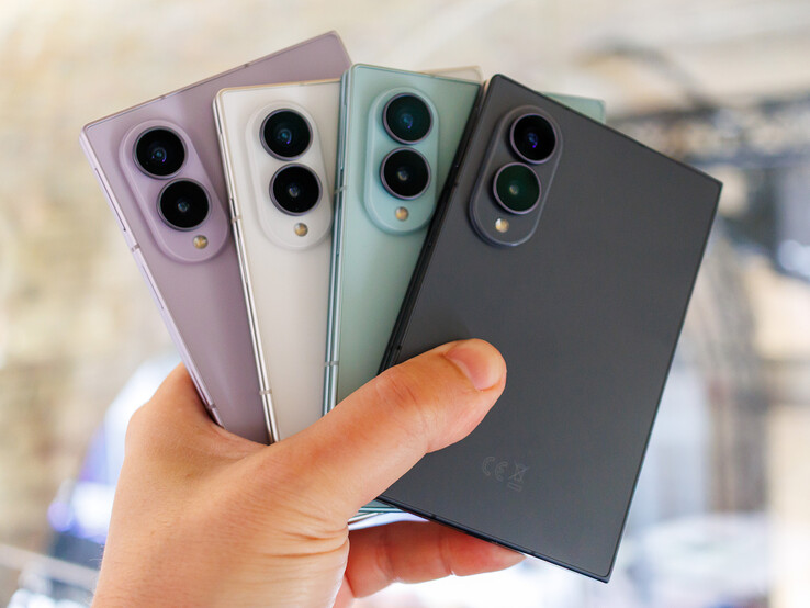Review: Samsung Galaxy Z Fold8. Review device provided by Samsung Germany.