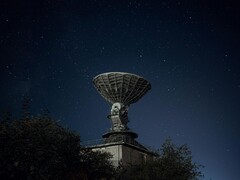 An image showing a radar directed towards the sky. (Image source: Igor Mashkov - Pexels)
