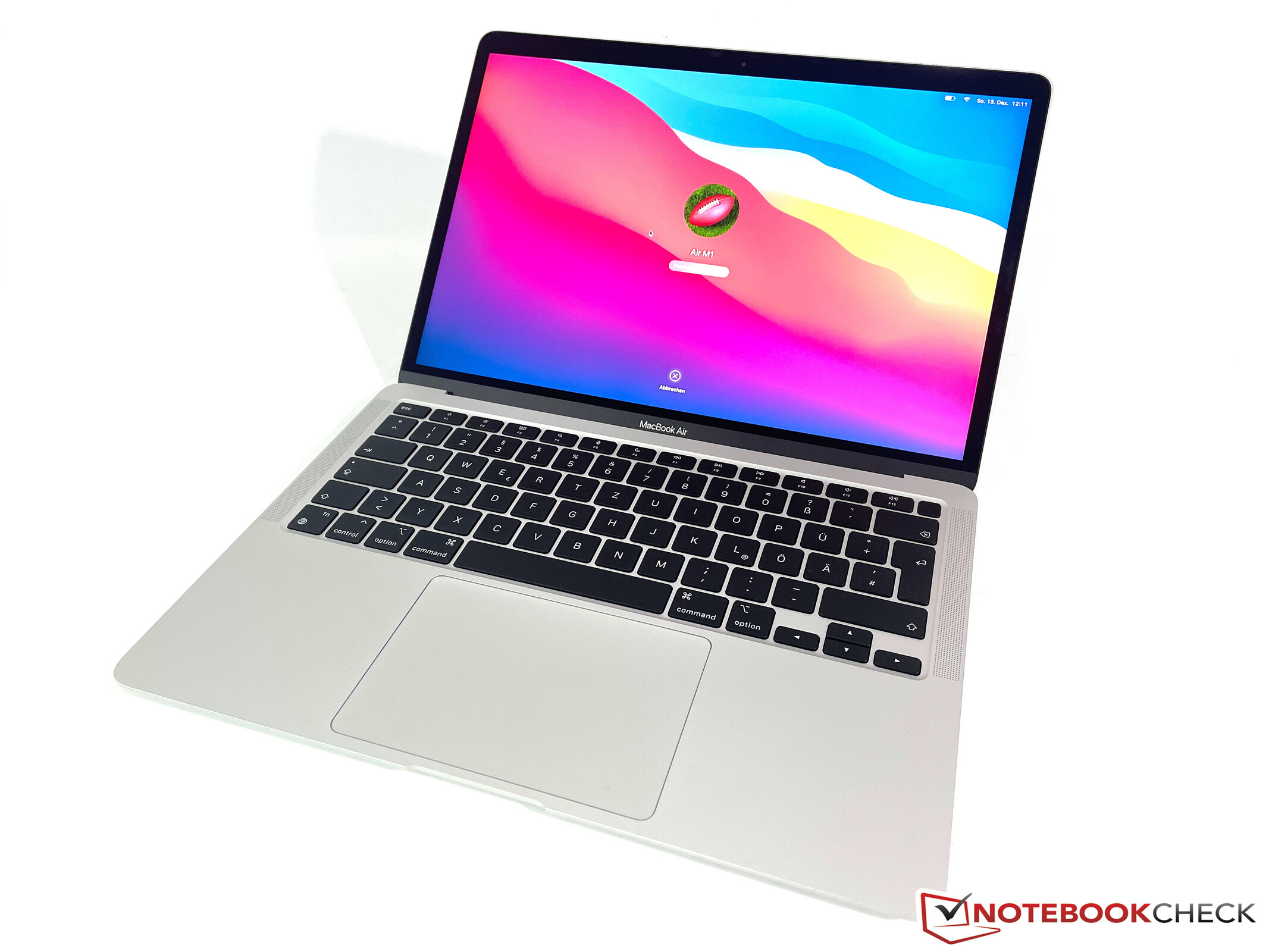 Apple's MacBook Air M1 ist still shipped with the faster 256 GB 