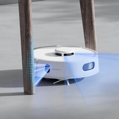 The PSD distance sensor increases maneuverability (Image source: SwitchBot)