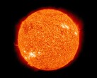A picture showing the sun and numerous solar flares. (Image source: WikiImages - Pixabay)