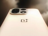 OnePlus 15 (Image Source: OnePlus)