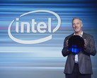 Intel's Stacy Smith shows off a 10nm 'Cannon Lake' wafer. (Source: Intel)