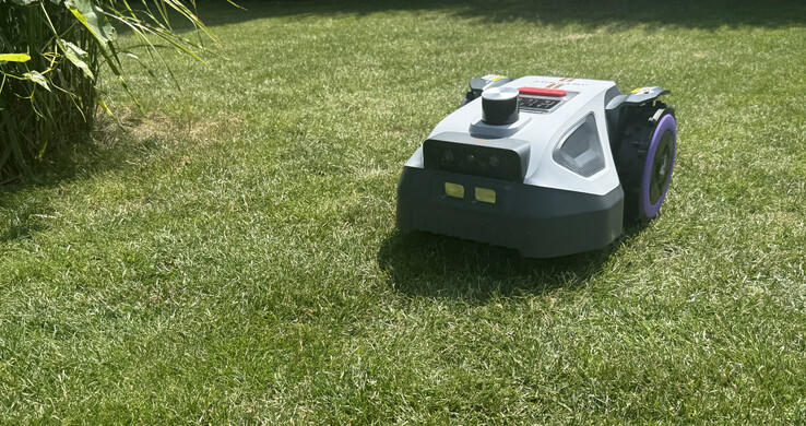 Anthbot M9 Pro at work