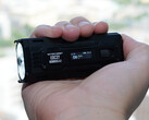 Nitecore's new EDC flashlight is easy to hold (Image source: Andreas Sebayang/Notebookcheck.com)