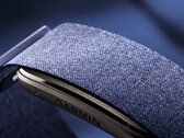 Garmin CIRQA features a fabric strap that is available in seven colors.