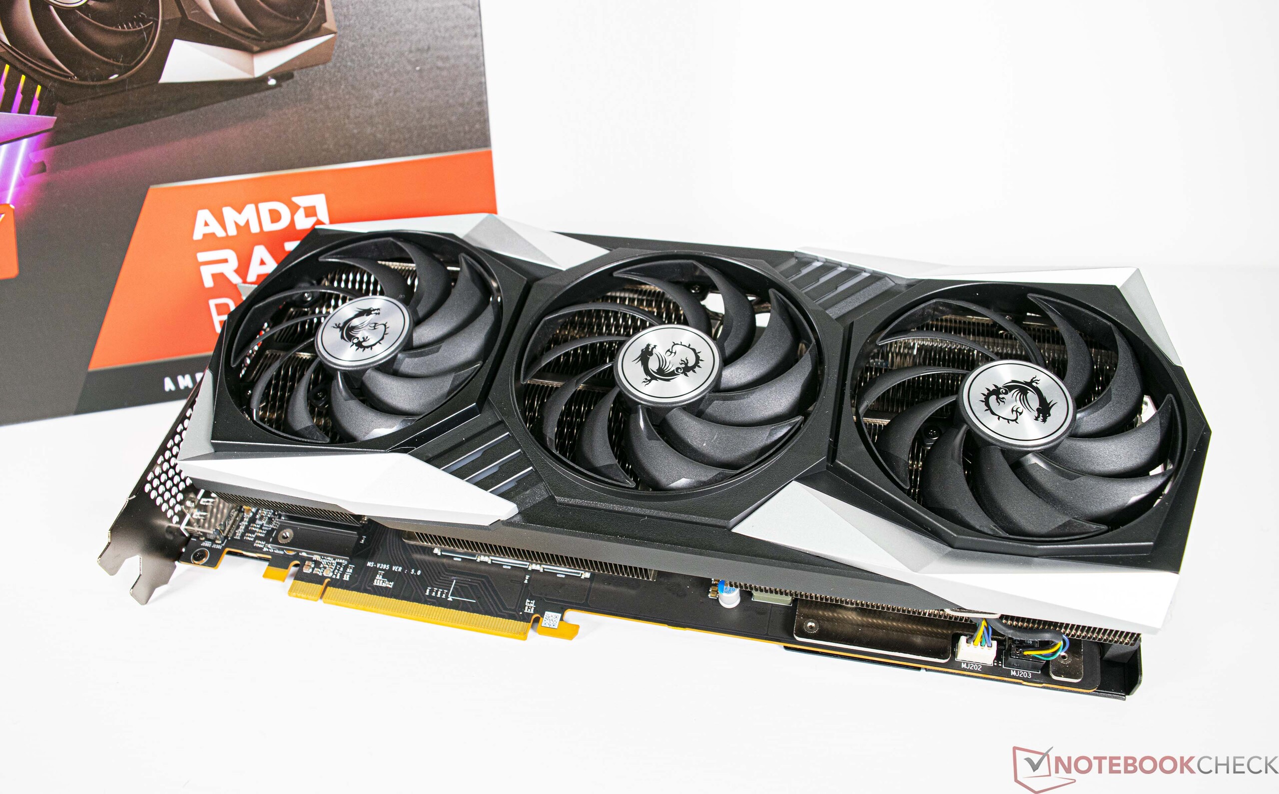 MSI Radeon RX 6950 XT GAMING TRIO 16G