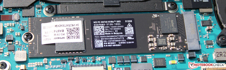 A PCIe-4 SSD serves as the system drive.