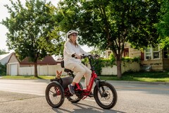 The Velotric Triker e-trike features a 750 W motor with 90 Nm of torque and 1,300 W peak power (Image source: Velotric)