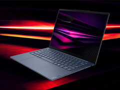Lenovo only sells its new Snapdragon X2-powered laptop with a 14-inch display.