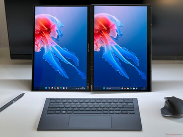 The Asus Zenbook Duo (Image source: Notebookcheck)