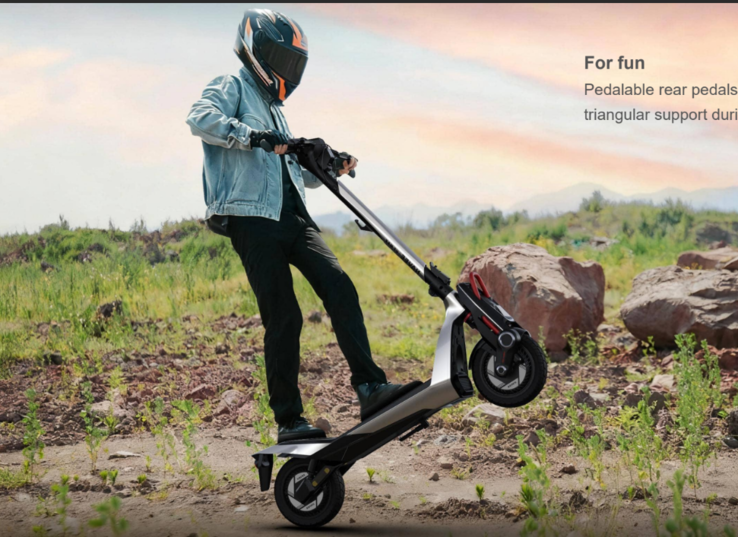 The Navee UT5 Ultra X offers 88 miles (140 km) of range on a single charge (Image source: Navee)