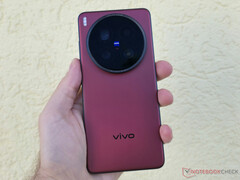 The Vivo X300 Ultra is expected to surpass all three of its predecessor's rear-facing cameras, X200 Ultra pictured. (Image source: Notebookcheck)